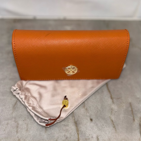 New Tory Burch sunglasses case - Picture 5 of 6